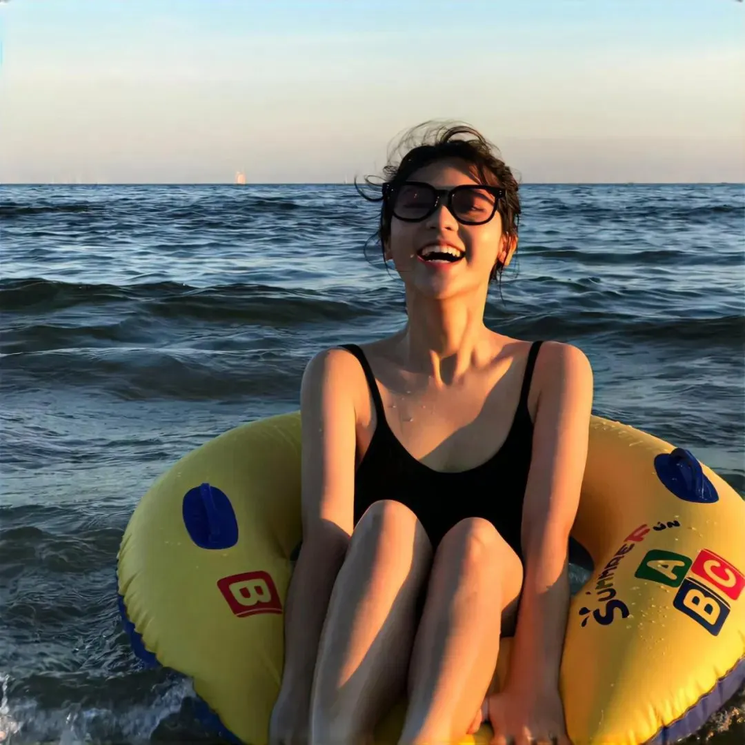 【高分生活剧】《西瓜》小林聪美超清在线：四个不同性格的女人在合租屋里的清凉夏日，豆瓣9.3治愈神作