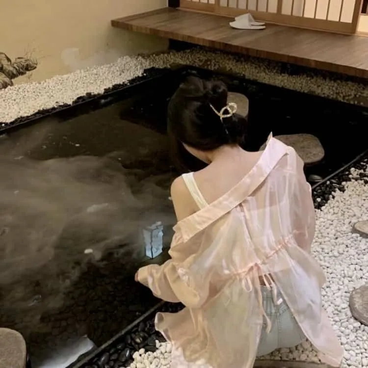 【现象级纯爱】《花束般的恋爱》菅田将晖有村架纯：两个百分百合拍的文艺青年，最终却败给了柴米油盐的现实